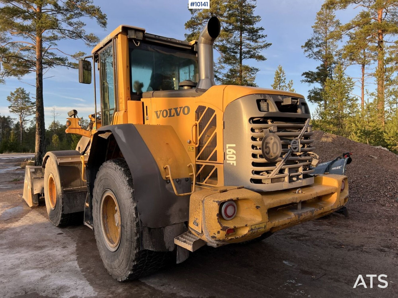 Volvo L60F Wheel loader with tilt hitch (VIDEO) - Wiellader: afbeelding 4 Volvo L60F Wheel loader with tilt hitch (VIDEO) - Wiellader: afbeelding 4