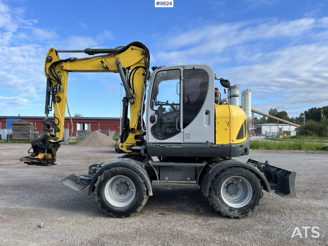 Wheeled Excavator Wacker Neuson EW100 (See Video) - Mobiele graafmachine: afbeelding 1 Wheeled Excavator Wacker Neuson EW100 (See Video) - Mobiele graafmachine: afbeelding 1