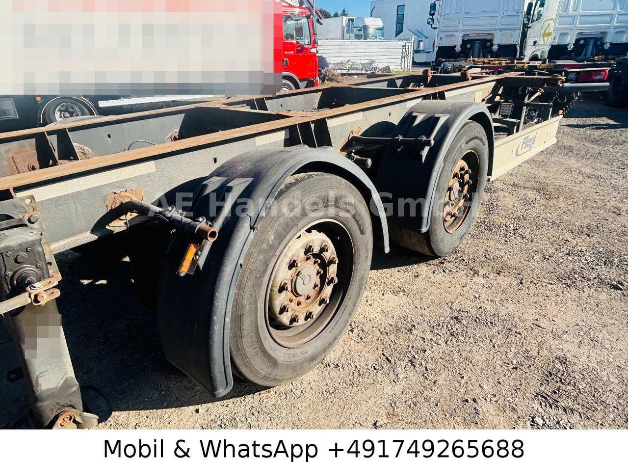 Fliegl TWP 180 Tandem BDF Tiefgekoppelt *Scheibenbremse - Containertransporter/ Wissellaadbak aanhangwagen: afbeelding 4 Fliegl TWP 180 Tandem BDF Tiefgekoppelt *Scheibenbremse - Containertransporter/ Wissellaadbak aanhangwagen: afbeelding 4