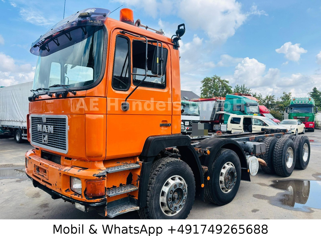 MAN E65 5-40 BL 8x4 *Retarder/Analog/AP/Tempomat/AHK - Chassis vrachtwagen: afbeelding 1 MAN E65 5-40 BL 8x4 *Retarder/Analog/AP/Tempomat/AHK - Chassis vrachtwagen: afbeelding 1