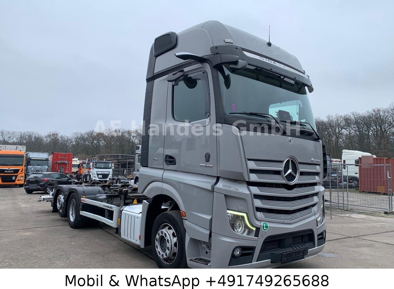 Mercedes-Benz Actros V 2545 GigaSpace BDF *Retarder/Multi/LBW - Containertransporter/ Wissellaadbak vrachtwagen: afbeelding 1 Mercedes-Benz Actros V 2545 GigaSpace BDF *Retarder/Multi/LBW - Containertransporter/ Wissellaadbak vrachtwagen: afbeelding 1
