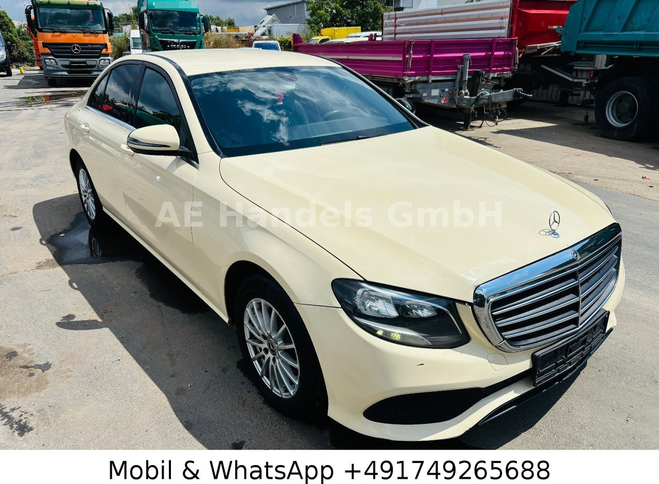 Mercedes-Benz E 220 d *Leder / Sitzheizung / Tempomat - Sedan: afbeelding 1 Mercedes-Benz E 220 d *Leder / Sitzheizung / Tempomat - Sedan: afbeelding 1