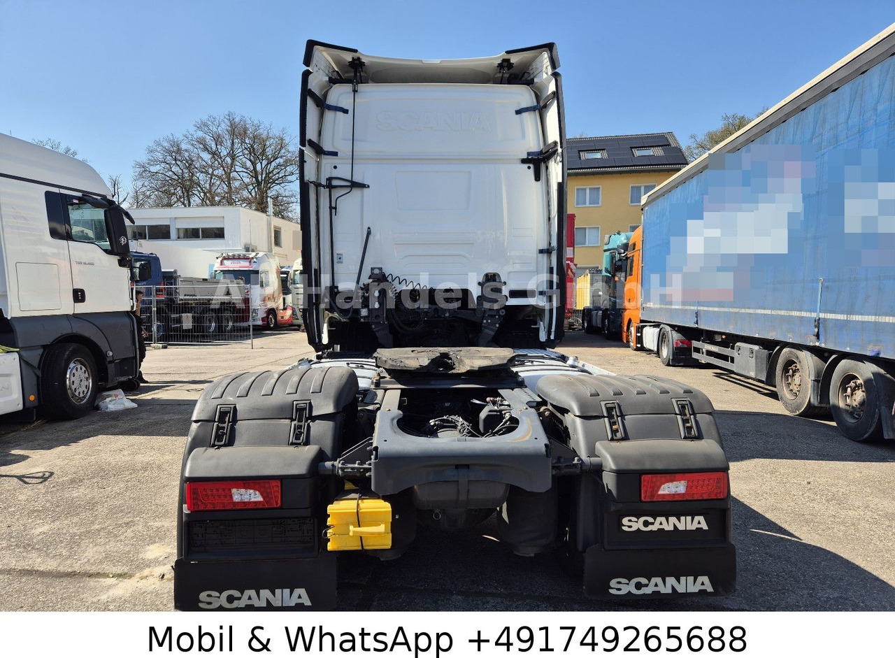 Scania R450 HighLine BL *Retarder/ACC/Standklima/2xTank - Trekker: afbeelding 4 Scania R450 HighLine BL *Retarder/ACC/Standklima/2xTank - Trekker: afbeelding 4