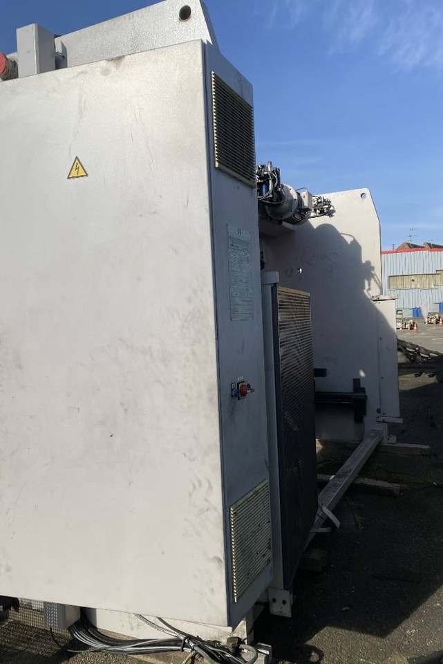 BEYELER Presse/Plieuse PR6 2000KNx4100MM endommagé - Werktuigmachine: afbeelding 4 BEYELER Presse/Plieuse PR6 2000KNx4100MM endommagé - Werktuigmachine: afbeelding 4