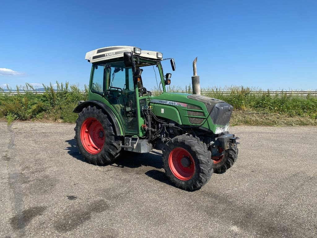 Fendt 209F Vario TMS 1er Main endommagé - Tractor: afbeelding 3 Fendt 209F Vario TMS 1er Main endommagé - Tractor: afbeelding 3