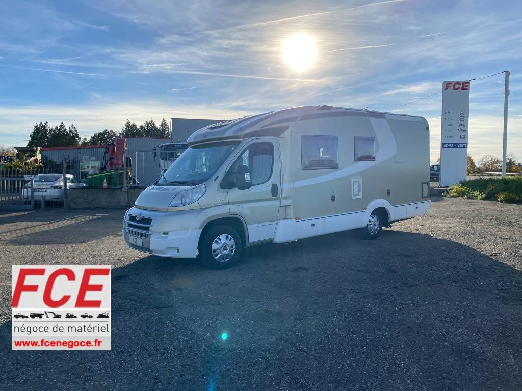 Fiat BURSTNER Privilège T615-DUCATO 130 M/Jet endommagé - Half integraal camper: afbeelding 1 Fiat BURSTNER Privilège T615-DUCATO 130 M/Jet endommagé - Half integraal camper: afbeelding 1