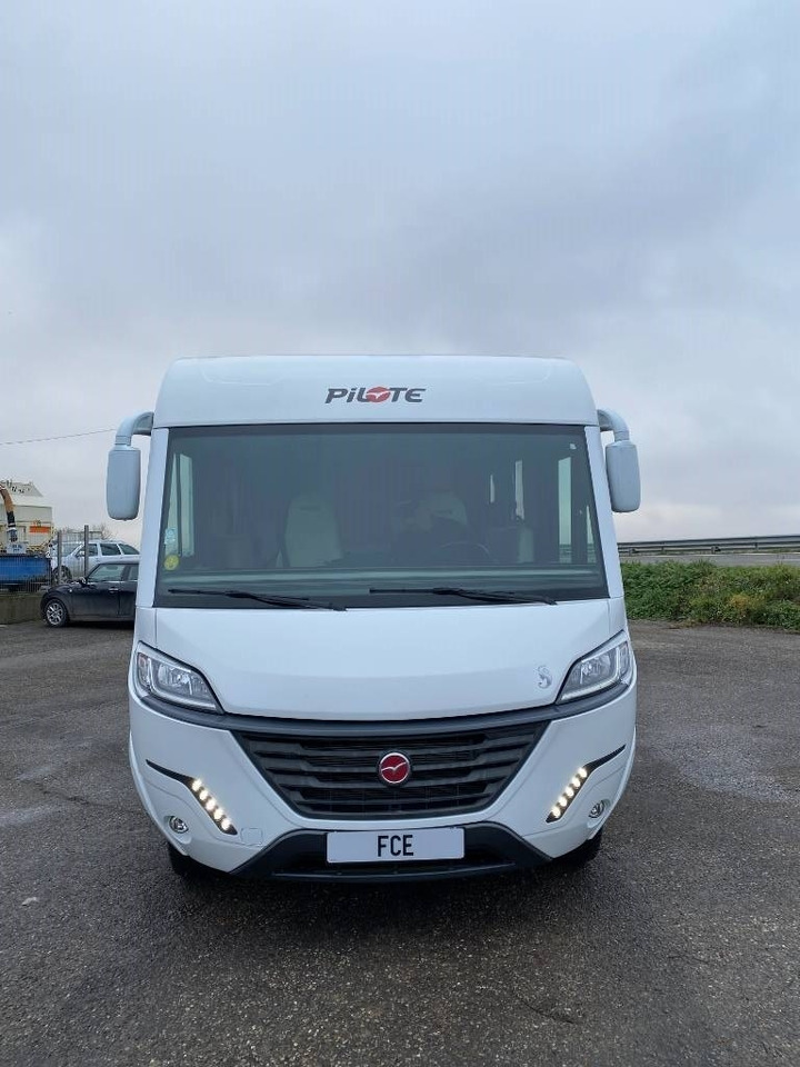 Fiat DUCATO MAXI 160 Multijet 2,2D/PILOTE G741endommagé - Integraal camper: afbeelding 2 Fiat DUCATO MAXI 160 Multijet 2,2D/PILOTE G741endommagé - Integraal camper: afbeelding 2