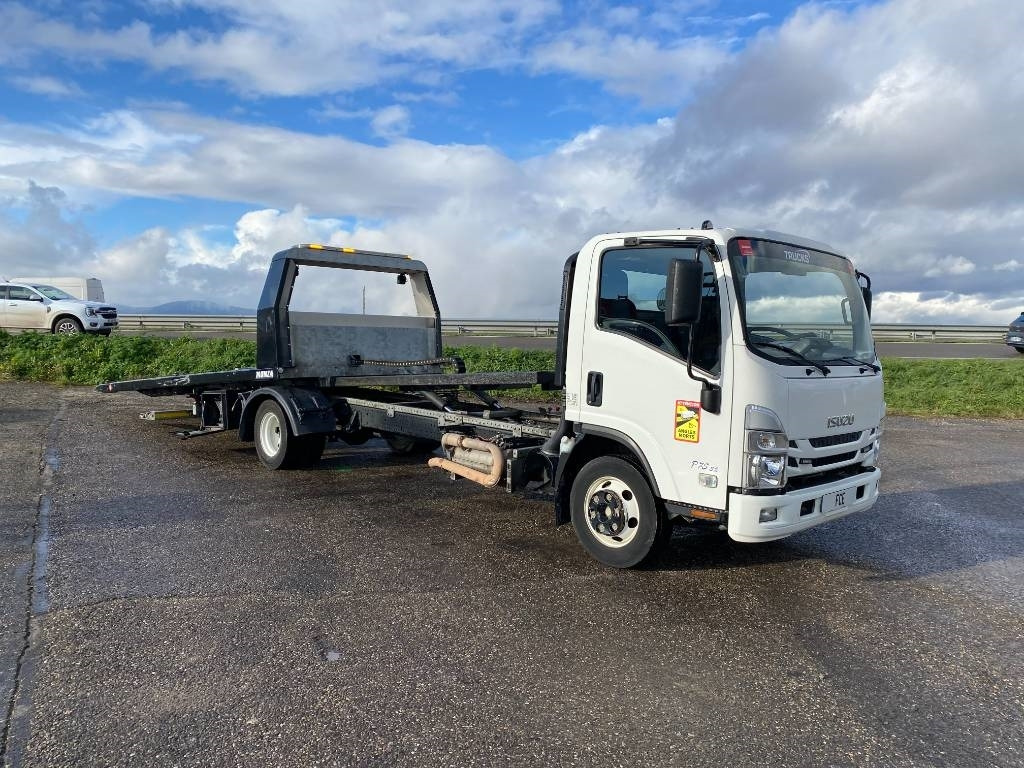 Isuzu P75-S2/MONZA 1er Main Carte grise Française - Autovrachtwagen vrachtwagen: afbeelding 5 Isuzu P75-S2/MONZA 1er Main Carte grise Française - Autovrachtwagen vrachtwagen: afbeelding 5