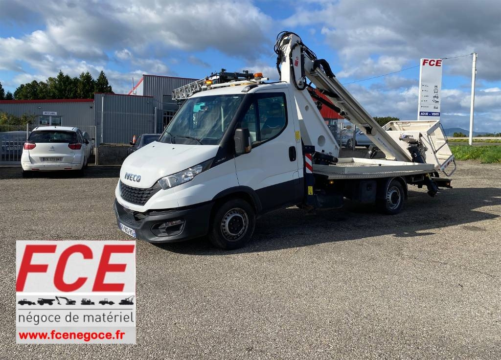 Iveco DAILY 35-140S / 2.3 Multijet 136-OIL&STEEL - Vrachtwagen hoogwerker: afbeelding 1 Iveco DAILY 35-140S / 2.3 Multijet 136-OIL&STEEL - Vrachtwagen hoogwerker: afbeelding 1