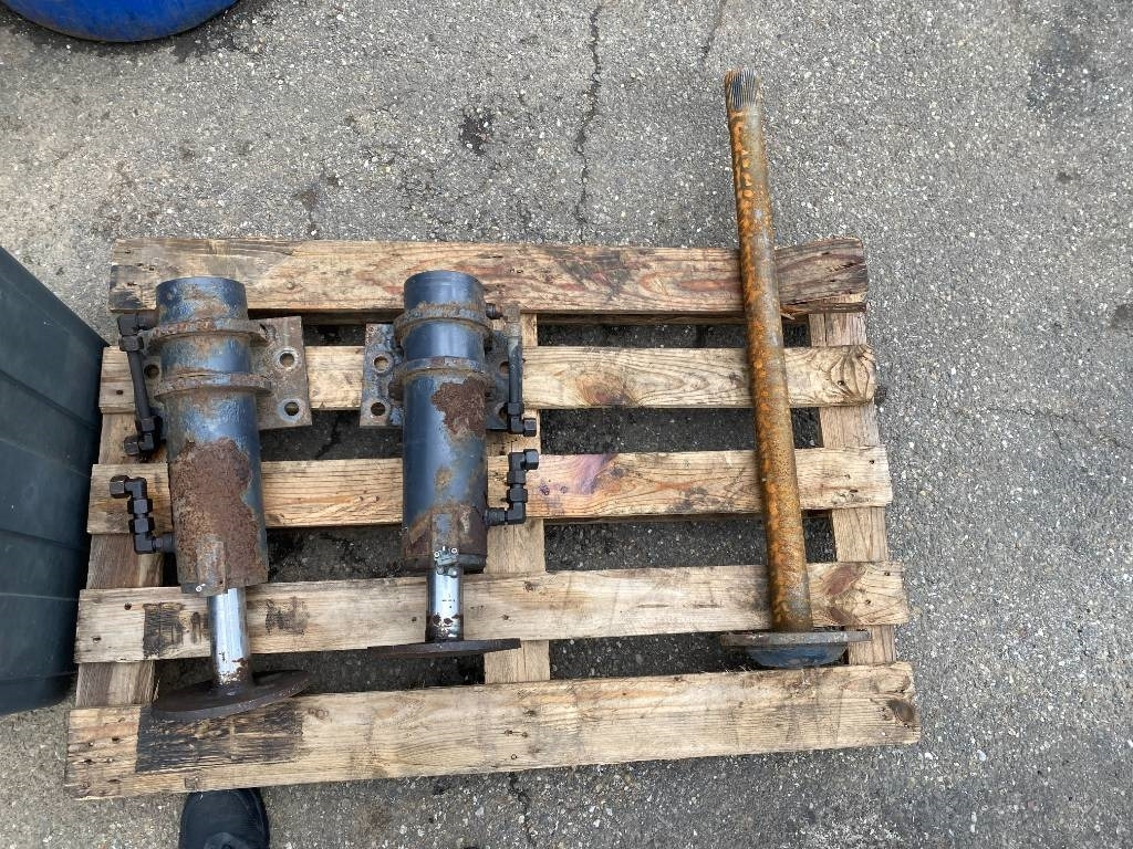 Autovrachtwagen vrachtwagen Iveco STRALIS 360 e6 A Réparer: afbeelding 37 Autovrachtwagen vrachtwagen Iveco STRALIS 360 e6 A Réparer: afbeelding 37