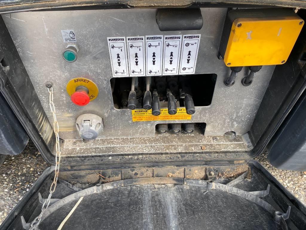 Autovrachtwagen vrachtwagen Iveco STRALIS 360 e6 A Réparer: afbeelding 42 Autovrachtwagen vrachtwagen Iveco STRALIS 360 e6 A Réparer: afbeelding 42