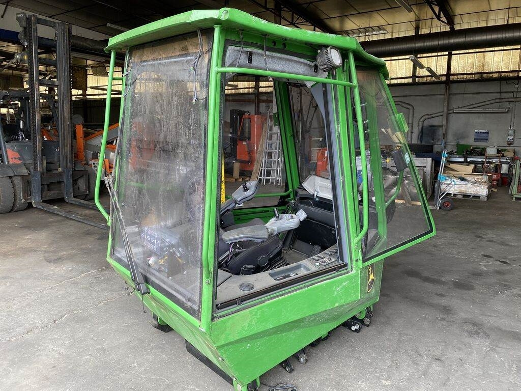John Deere SERIE 10 - Cabine voor Vrachtwagen: afbeelding 3 John Deere SERIE 10 - Cabine voor Vrachtwagen: afbeelding 3