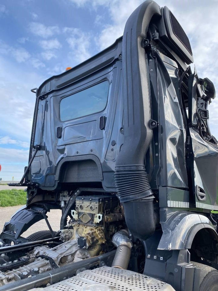 Chassis vrachtwagen Mercedes-Benz AROCS 3751 8x4 / 1er Main endommagé: afbeelding 44