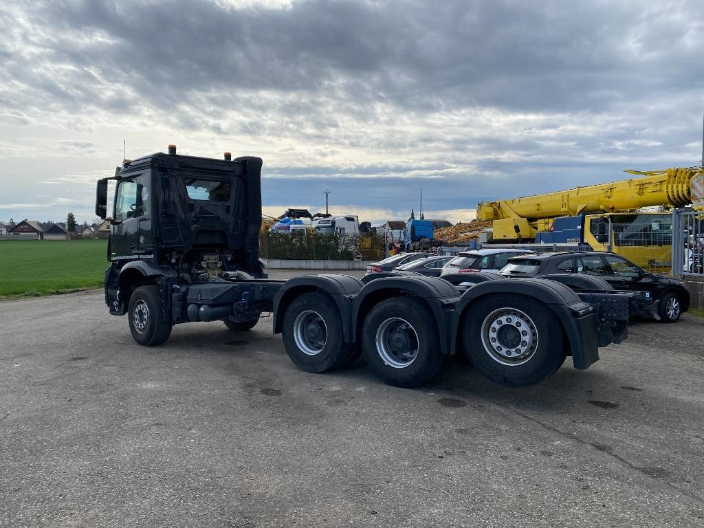 Chassis vrachtwagen Mercedes-Benz AROCS 3751 8x4 / 1er Main endommagé: afbeelding 6