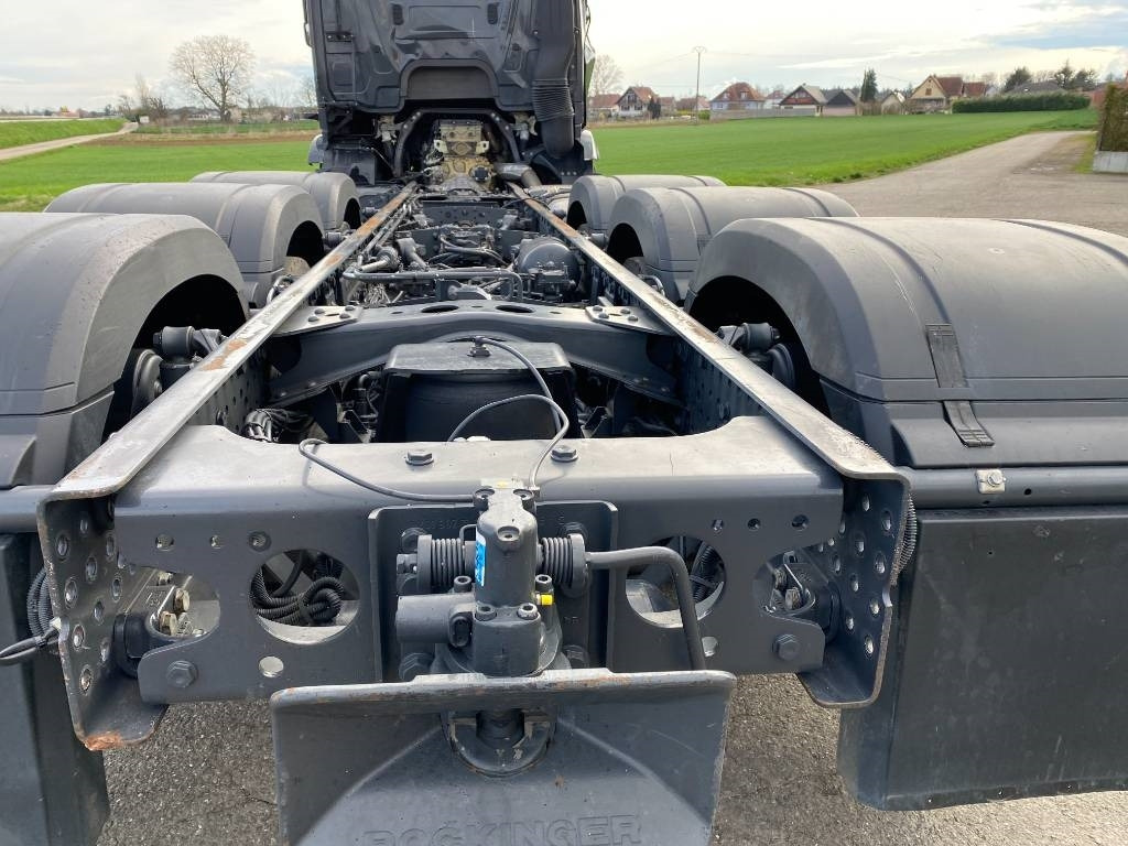 Chassis vrachtwagen Mercedes-Benz AROCS 3751 8x4 / 1er Main endommagé: afbeelding 31
