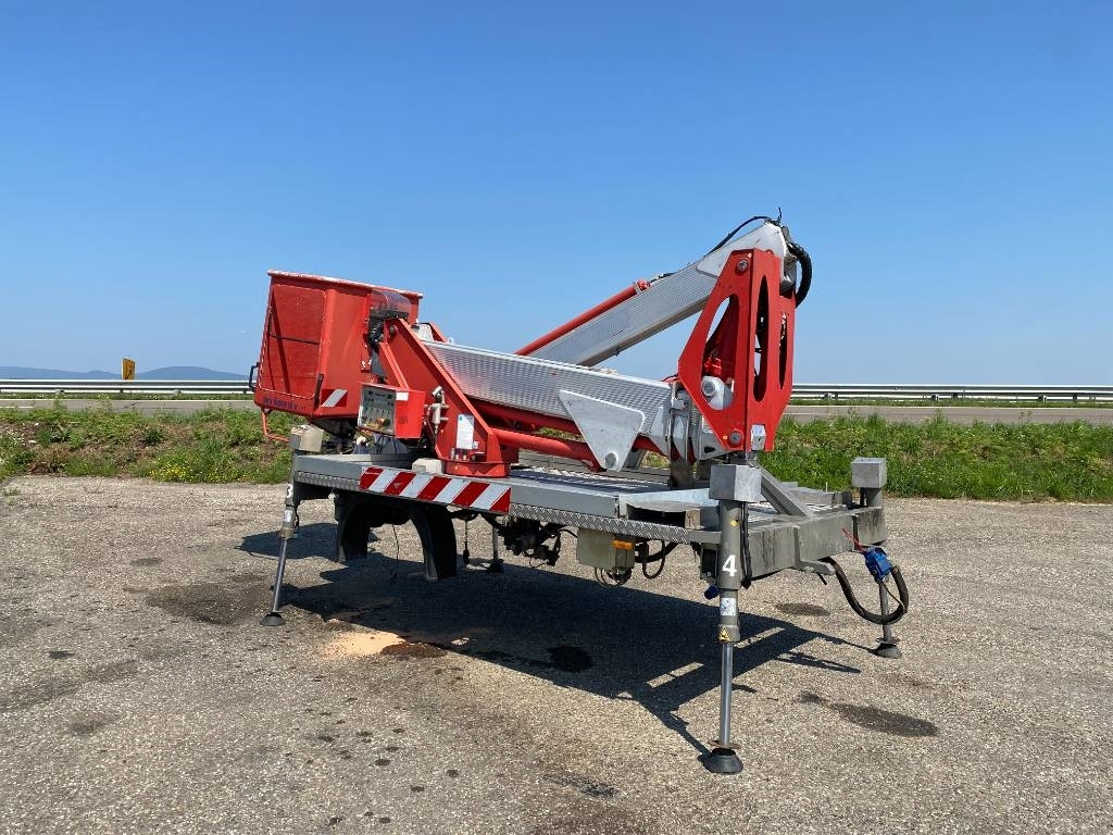 Multitel Nacelle Multitel MX 200 A réviser - Vrachtwagen hoogwerker: afbeelding 3 Multitel Nacelle Multitel MX 200 A réviser - Vrachtwagen hoogwerker: afbeelding 3