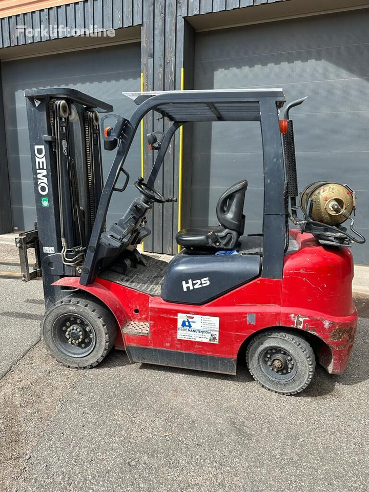 LPG heftruck Nissan DEMO DM-H25 VGT: afbeelding 1