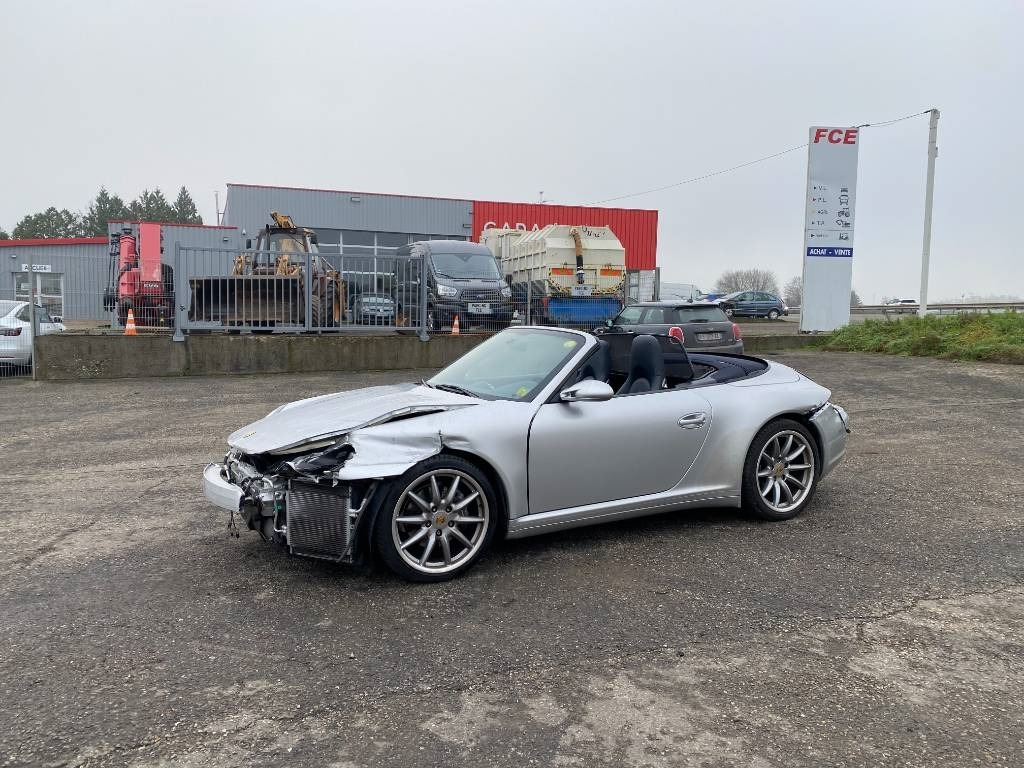 Porsche 911/997 Carrera 4 / 3.6i Cabriolet endommagée - Personenwagen: afbeelding 2 Porsche 911/997 Carrera 4 / 3.6i Cabriolet endommagée - Personenwagen: afbeelding 2