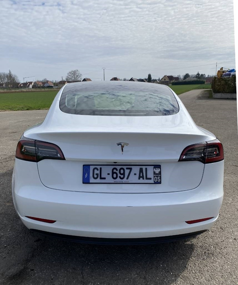Tesla MODEL 3 - 5YJ3 Rwd Origine Française - Sedan: afbeelding 5 Tesla MODEL 3 - 5YJ3 Rwd Origine Française - Sedan: afbeelding 5