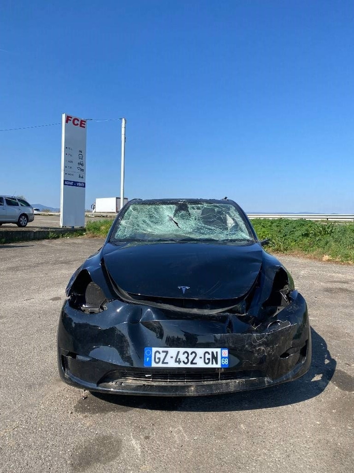 Tesla Model Y RWD/Origine Française endommagée - Personenwagen: afbeelding 2 Tesla Model Y RWD/Origine Française endommagée - Personenwagen: afbeelding 2