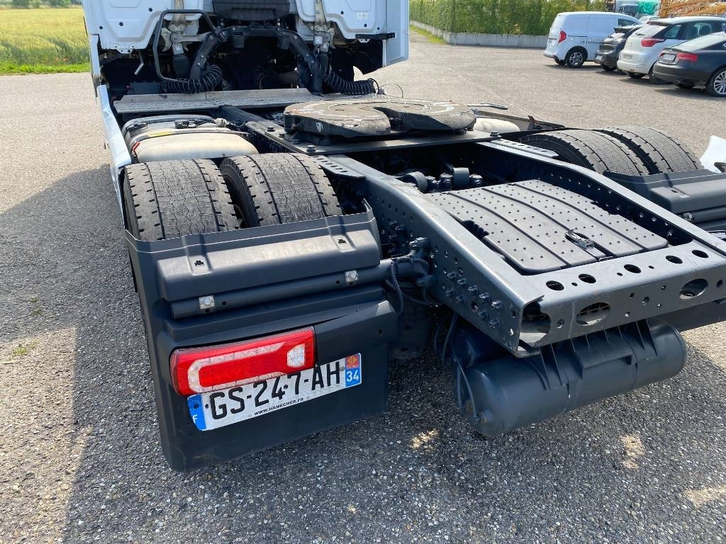 Trekker Mercedes-Benz 1845 Space Cab Suspension Pneumatique endommagé: afbeelding 25