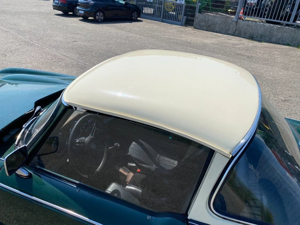 Personenwagen Triumph TR4-A + Hard Top / OldTimer endommagé: afbeelding 26