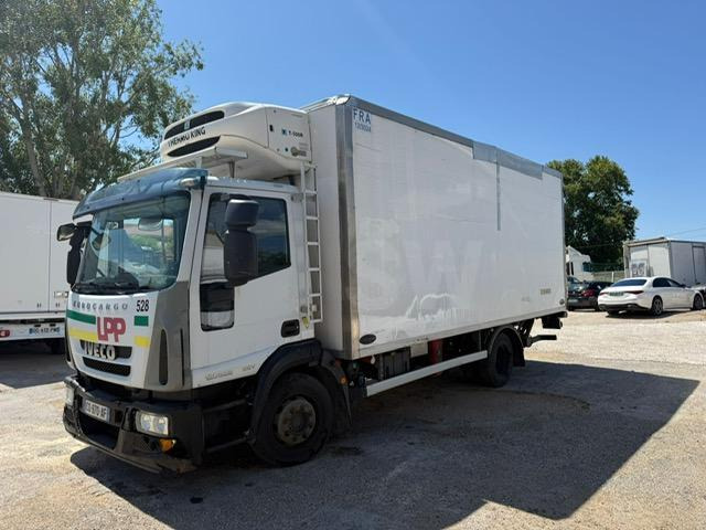 Iveco 120E22 CAISSE FRIGO HAYON - Koelwagen vrachtwagen: afbeelding 1 Iveco 120E22 CAISSE FRIGO HAYON - Koelwagen vrachtwagen: afbeelding 1
