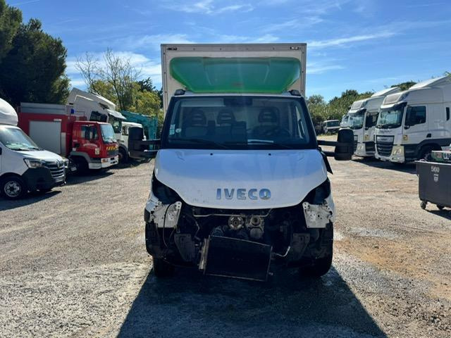 Iveco 70C180 CAISSE HAYON - Bestelwagen gesloten laadbak: afbeelding 2 Iveco 70C180 CAISSE HAYON - Bestelwagen gesloten laadbak: afbeelding 2