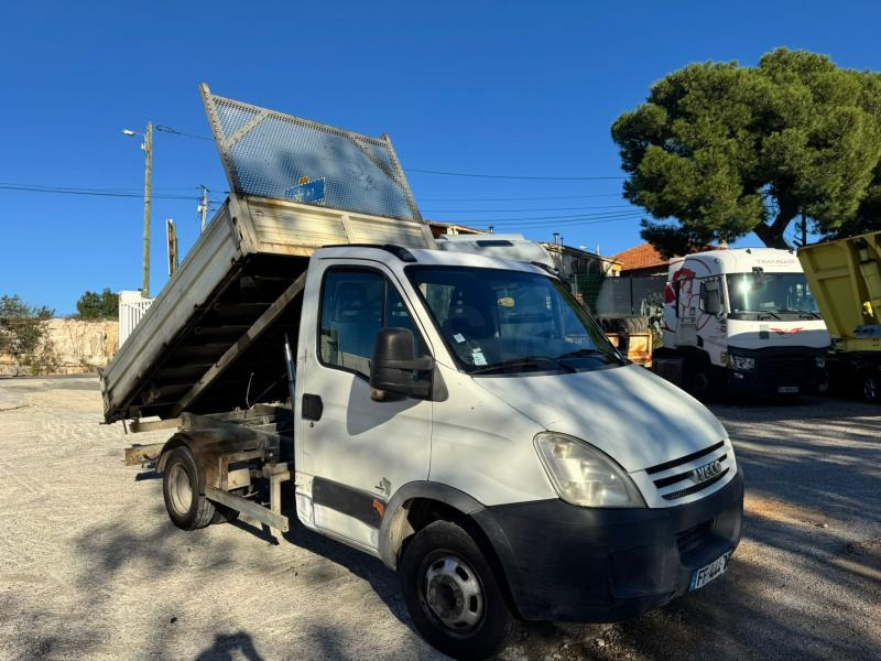 Iveco Daily 35C15 - Kipper bestelwagen: afbeelding 1 Iveco Daily 35C15 - Kipper bestelwagen: afbeelding 1