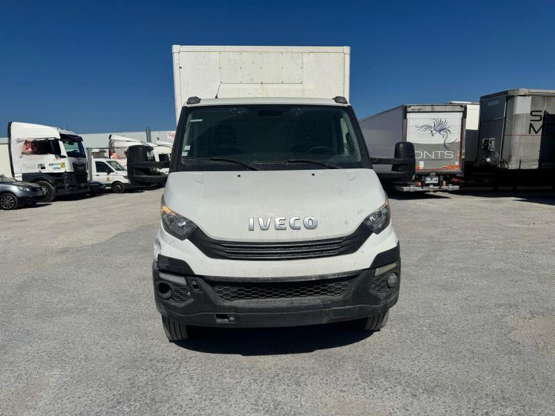 Iveco Daily 65-180 - Bestelwagen gesloten laadbak: afbeelding 2 Iveco Daily 65-180 - Bestelwagen gesloten laadbak: afbeelding 2