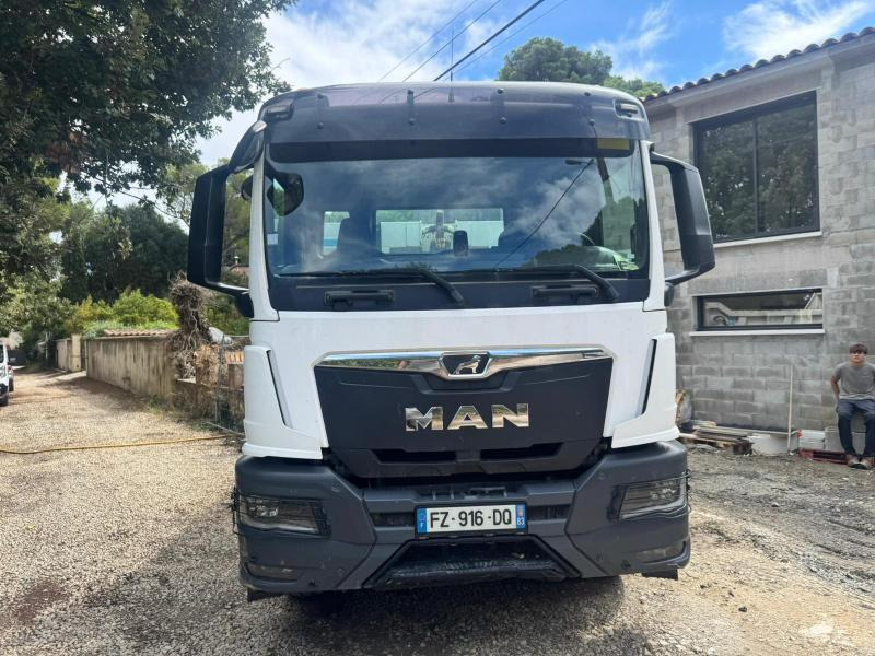 MAN TGS 18.360. 4X4 - Haakarmsysteem vrachtwagen: afbeelding 2 MAN TGS 18.360. 4X4 - Haakarmsysteem vrachtwagen: afbeelding 2