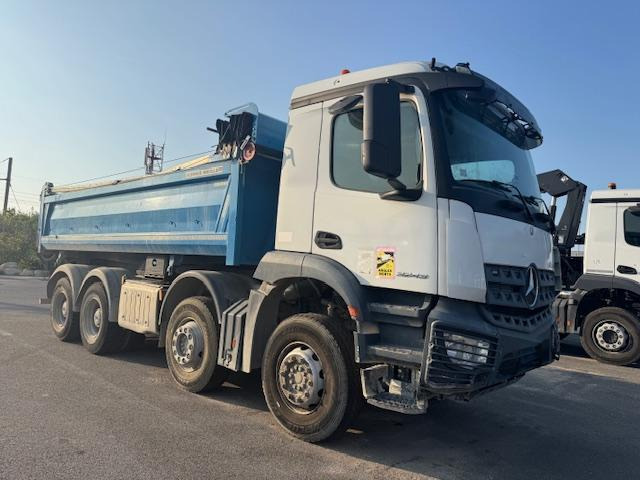 Mercedes AROCS 3240 BI BENNE - Kipper vrachtwagen: afbeelding 1 Mercedes AROCS 3240 BI BENNE - Kipper vrachtwagen: afbeelding 1