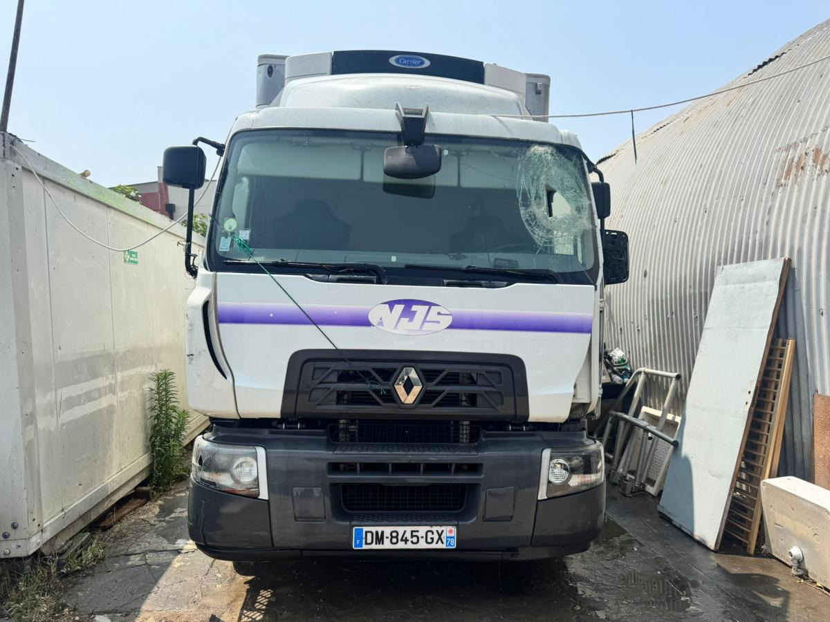 Renault D 19 - Koelwagen vrachtwagen: afbeelding 2 Renault D 19 - Koelwagen vrachtwagen: afbeelding 2