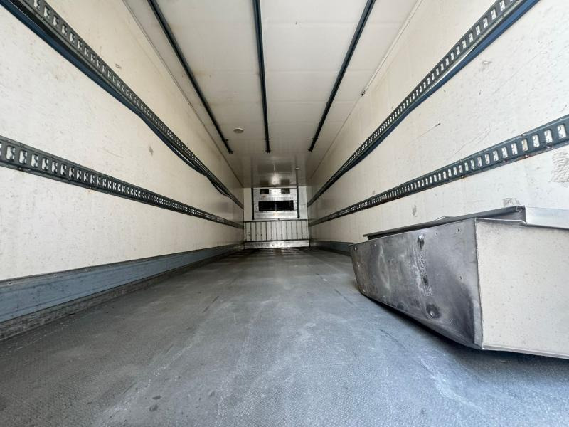 Renault D 19 - Koelwagen vrachtwagen: afbeelding 4 Renault D 19 - Koelwagen vrachtwagen: afbeelding 4