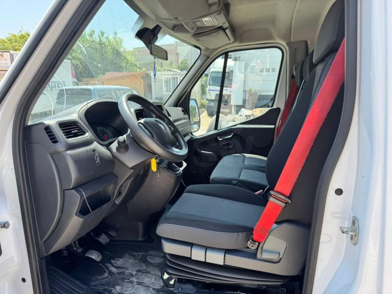 Renault Master 2.5 150 cv - Bestelwagen gesloten laadbak: afbeelding 4 Renault Master 2.5 150 cv - Bestelwagen gesloten laadbak: afbeelding 4
