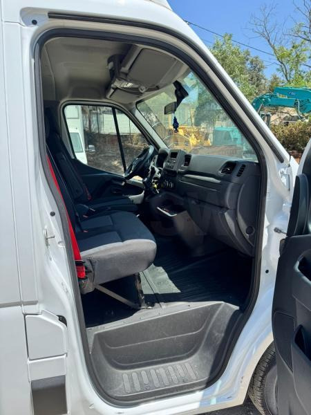 Renault Master 2.5 150 cv - Bestelwagen gesloten laadbak: afbeelding 5 Renault Master 2.5 150 cv - Bestelwagen gesloten laadbak: afbeelding 5