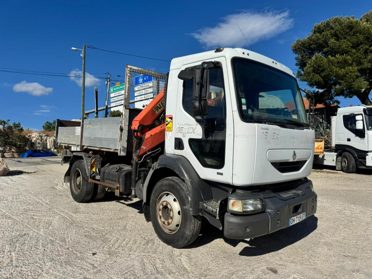 Renault Midlum 210 - Kipper vrachtwagen: afbeelding 3 Renault Midlum 210 - Kipper vrachtwagen: afbeelding 3