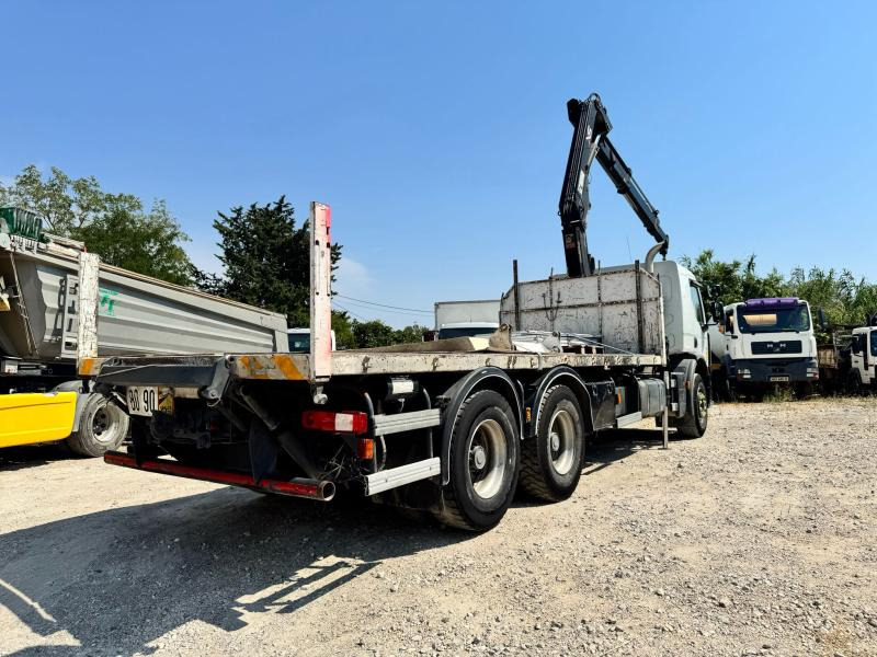 Renault PREMIUM 370 DXI PLATEAU RIDELLES GRUE - Vrachtwagen met open laadbak, Kraanwagen: afbeelding 5 Renault PREMIUM 370 DXI PLATEAU RIDELLES GRUE - Vrachtwagen met open laadbak, Kraanwagen: afbeelding 5