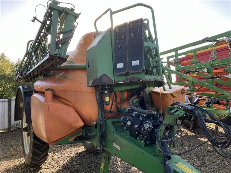 Amazone UX 4200 24m - Getrokken veldspuit: afbeelding 2 Amazone UX 4200 24m - Getrokken veldspuit: afbeelding 2