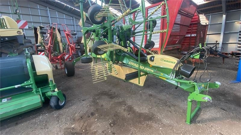 Krone SWADRO TC880 rive Plus - Hooischudder: afbeelding 1 Krone SWADRO TC880 rive Plus - Hooischudder: afbeelding 1