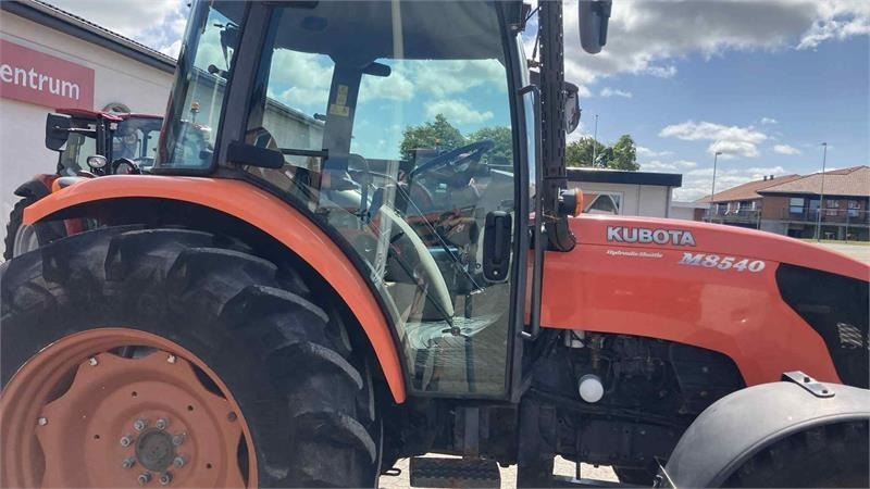 Kubota M8540N - Tractor: afbeelding 3 Kubota M8540N - Tractor: afbeelding 3