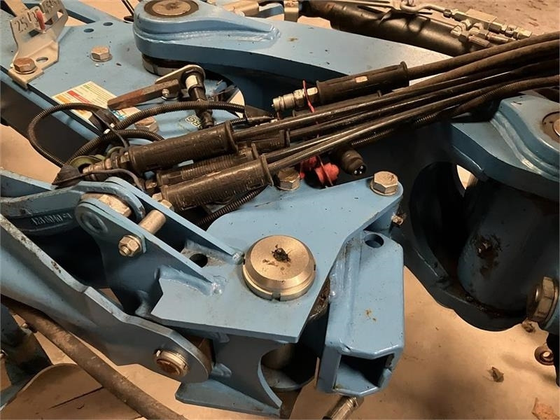 Lemken JUVEL 8VT 5L 100 - Ploeg: afbeelding 3 Lemken JUVEL 8VT 5L 100 - Ploeg: afbeelding 3