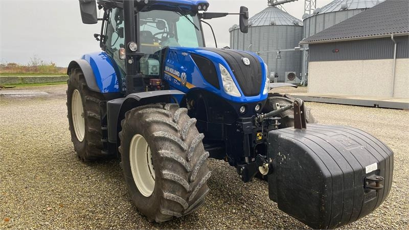 New Holland T7.270 AutoCommand T7.270 - Tractor: afbeelding 2 New Holland T7.270 AutoCommand T7.270 - Tractor: afbeelding 2