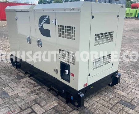 Cummins 220 KVA 34.0L DIESEL - EXPORT OUT EU - Industrie generator: afbeelding 1 Cummins 220 KVA 34.0L DIESEL - EXPORT OUT EU - Industrie generator: afbeelding 1