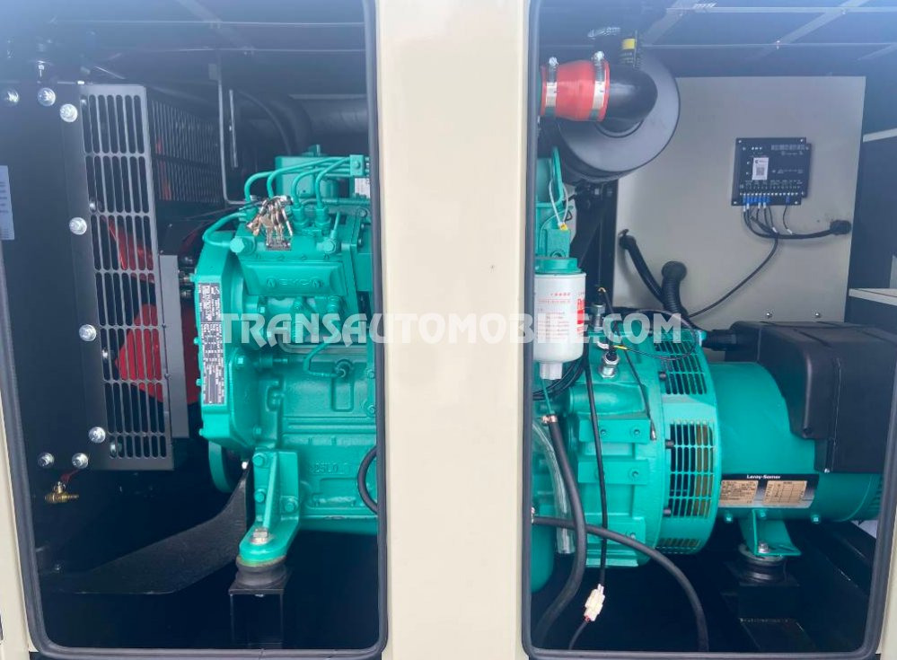Cummins 28kVA 5.2L DIESEL - EXPORT OUT EU - Industrie generator: afbeelding 4 Cummins 28kVA 5.2L DIESEL - EXPORT OUT EU - Industrie generator: afbeelding 4