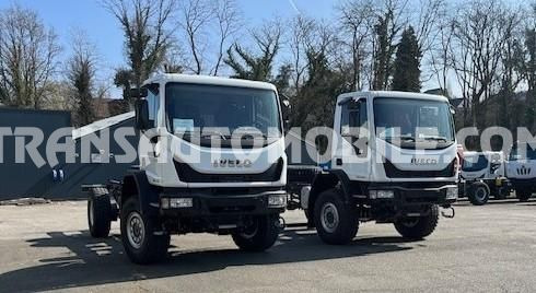 Iveco Eurocargo ML150E24WS 5.9L TURBO DIESEL 4x4 EURO3 CHASSIS CAB - EXPORT OUT EU - Chassis vrachtwagen: afbeelding 1 Iveco Eurocargo ML150E24WS 5.9L TURBO DIESEL 4x4 EURO3 CHASSIS CAB - EXPORT OUT EU - Chassis vrachtwagen: afbeelding 1