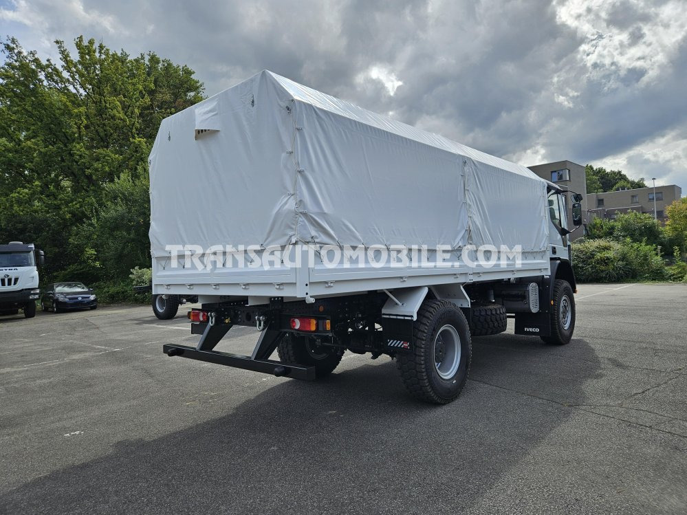 Nieuw Chassis vrachtwagen Iveco Eurocargo ML150E24WS 5.9L TURBO DIESEL 4x4 EURO3 CHASSIS CAB - TROOP CARRIER - EXPORT OUT EU: afbeelding 15 Nieuw Chassis vrachtwagen Iveco Eurocargo ML150E24WS 5.9L TURBO DIESEL 4x4 EURO3 CHASSIS CAB - TROOP CARRIER - EXPORT OUT EU: afbeelding 15