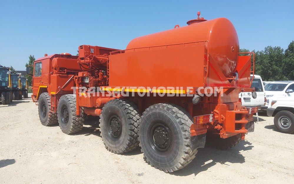 Man KAT 1 8x8 12.7L TURBO DIESEL GRUE 7 tonnes ATLAS KM4300 M5 + CITERNE CARBURANT mobile 3.500 litres - EXPORT OUT EU - Tankwagen, Kraanwagen: afbeelding 2 Man KAT 1 8x8 12.7L TURBO DIESEL GRUE 7 tonnes ATLAS KM4300 M5 + CITERNE CARBURANT mobile 3.500 litres - EXPORT OUT EU - Tankwagen, Kraanwagen: afbeelding 2