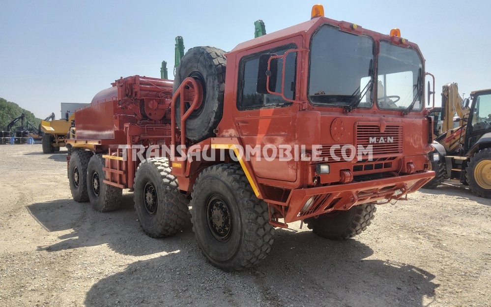 Man KAT 1 8x8 12.7L TURBO DIESEL GRUE 7 tonnes ATLAS KM4300 M5 + CITERNE CARBURANT mobile 3.500 litres - EXPORT OUT EU - Tankwagen, Kraanwagen: afbeelding 4 Man KAT 1 8x8 12.7L TURBO DIESEL GRUE 7 tonnes ATLAS KM4300 M5 + CITERNE CARBURANT mobile 3.500 litres - EXPORT OUT EU - Tankwagen, Kraanwagen: afbeelding 4
