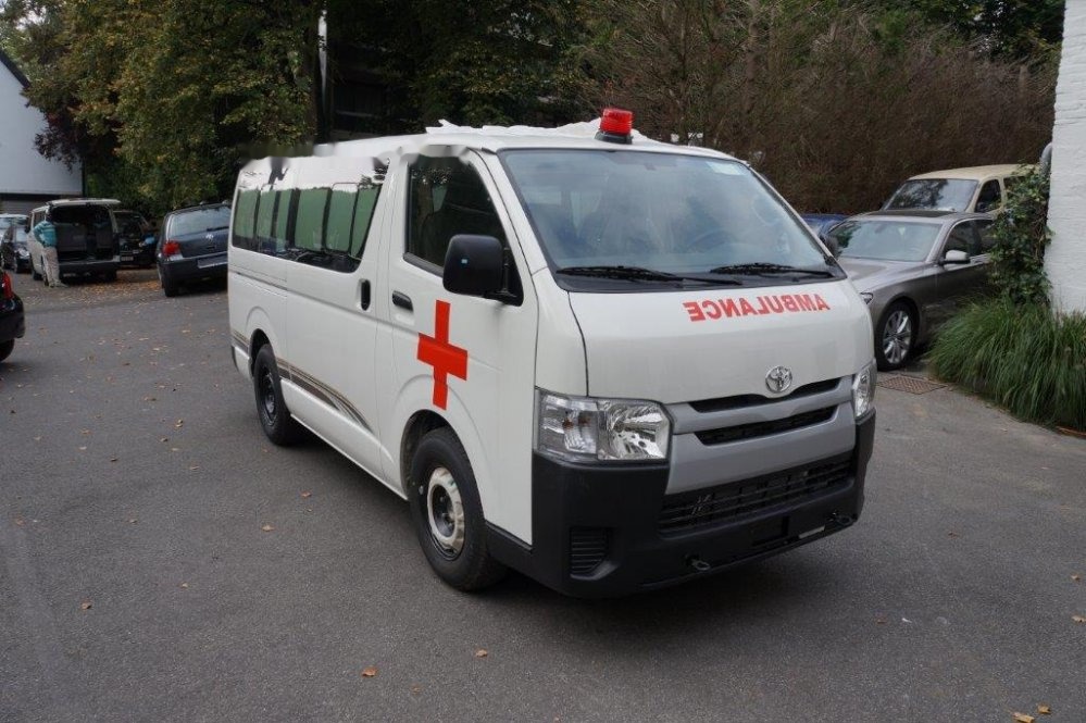 Toyota Hiace STANDARD ROOF ambulance 2.5L Diesel Manual - Minibus, Personenvervoer: afbeelding 5 Toyota Hiace STANDARD ROOF ambulance 2.5L Diesel Manual - Minibus, Personenvervoer: afbeelding 5